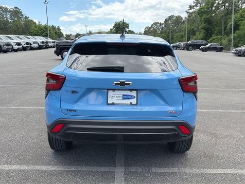 Fountain Blue 2024 Chevrolet Trax FWD 1RS