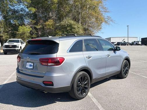 2020 Kia Sorento S