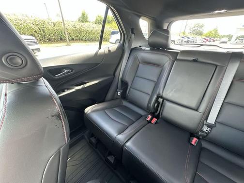 2022 Chevrolet Equinox FWD RS