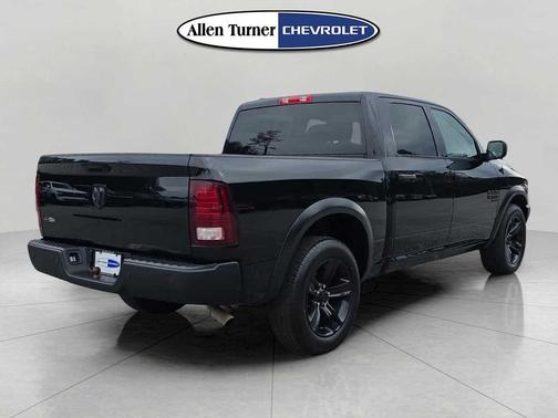 2024 RAM 1500 Classic Warlock Crew Cab 4x2 5'7' Box