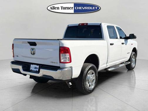 2020 RAM 2500 Tradesman Crew Cab 4X4 6'4' Box
