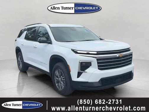 Summit White 2026 Chevrolet Traverse LT