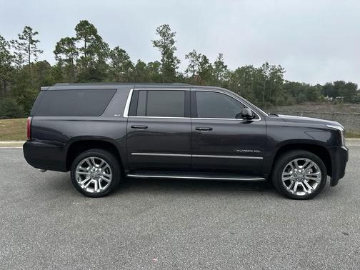 2017 GMC Yukon XL SLT