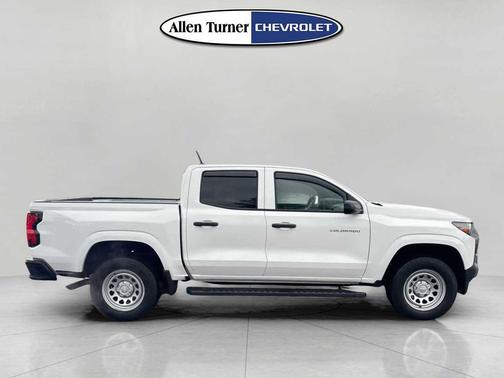 2025 Chevrolet Colorado WT