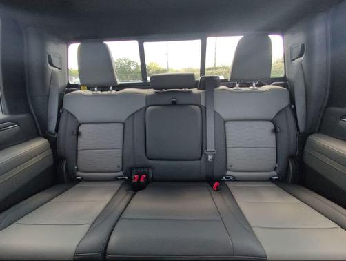 2025 Chevrolet Silverado 2500 4WD Crew Cab Standard Bed ZR2