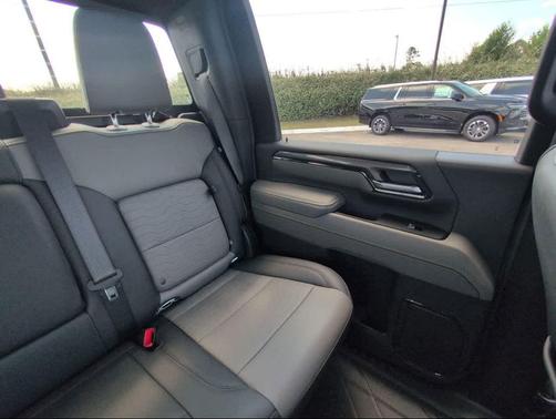 2025 Chevrolet Silverado 2500 4WD Crew Cab Standard Bed ZR2