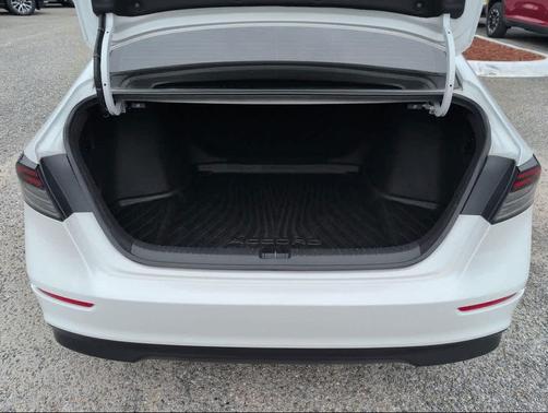 2023 Honda Accord Hybrid Base