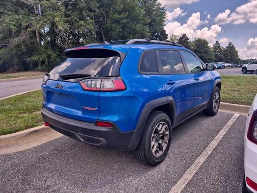 2020 Jeep Cherokee Trailhawk