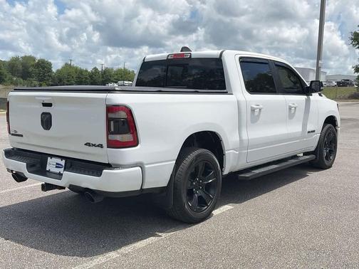 Bright White Clearcoat 2021 RAM 1500 Big Horn/Lone Star