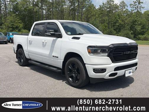 Bright White Clearcoat 2021 RAM 1500 Big Horn/Lone Star