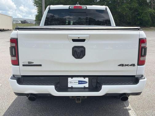 Bright White Clearcoat 2021 RAM 1500 Big Horn/Lone Star