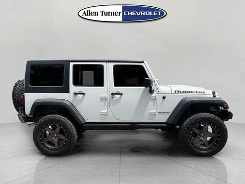 Bright White Clearcoat 2016 Jeep Wrangler Unlimited Rubicon