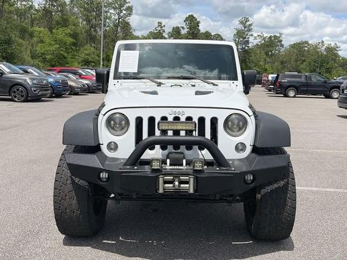 Bright White Clearcoat 2016 Jeep Wrangler Unlimited Rubicon
