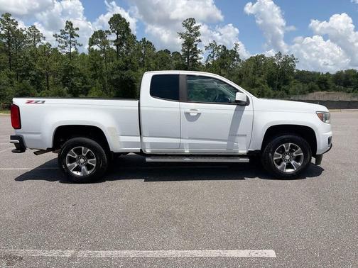 Summit White 2018 Chevrolet Colorado Z71