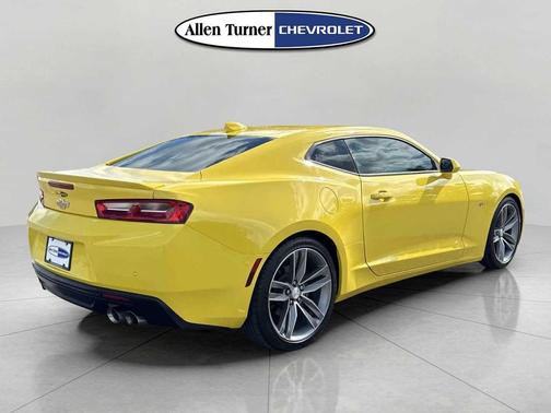2016 Chevrolet Camaro 2LT