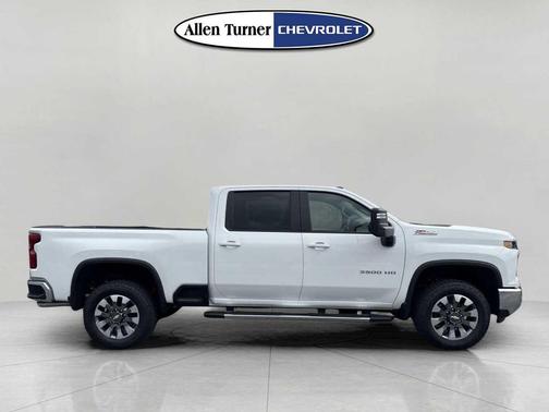 2026 Chevrolet Silverado 3500 LT