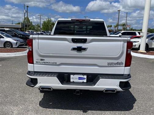 2022 Chevrolet Silverado 1500 High Country