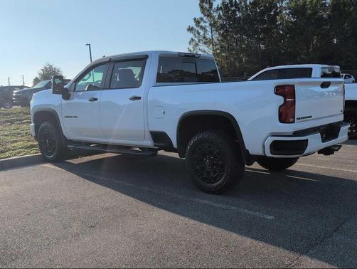 2024 Chevrolet Silverado 3500 LT