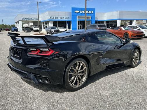2024 Chevrolet Corvette Stingray w/2LT
