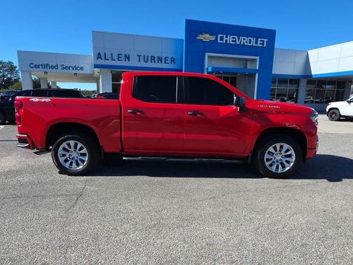 2025 Chevrolet Silverado 1500 Custom