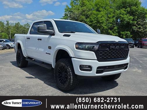 Bright White Clearcoat 2026 RAM 1500 Big Horn/Lone Star