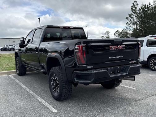 2025 GMC Sierra 2500 AT4X
