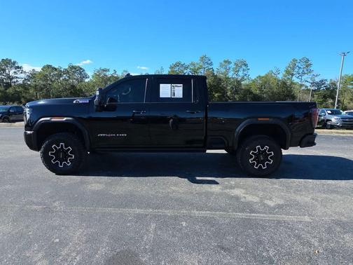 2025 GMC Sierra 2500 AT4X