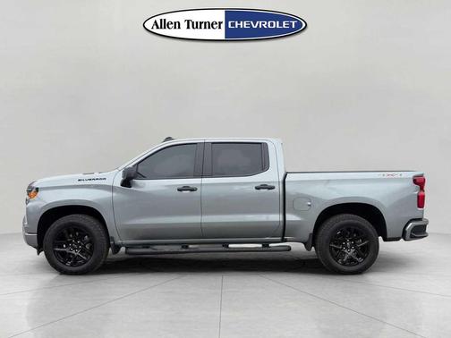 Sterling Gray Metallic 2026 Chevrolet Silverado 1500 Custom