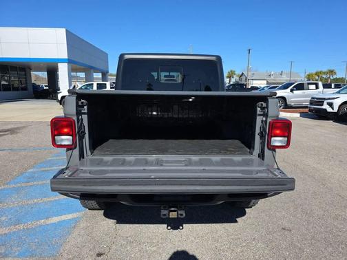 2021 Jeep Gladiator Sport S