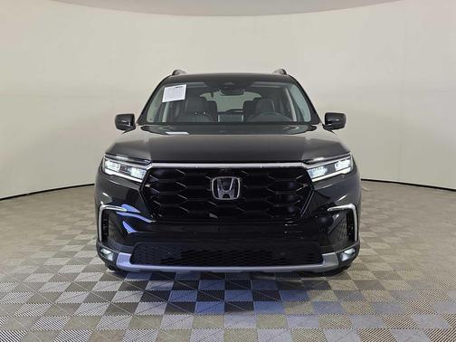 2023 Honda Pilot AWD Elite