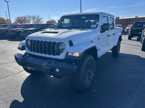 2026 Jeep Gladiator Sport