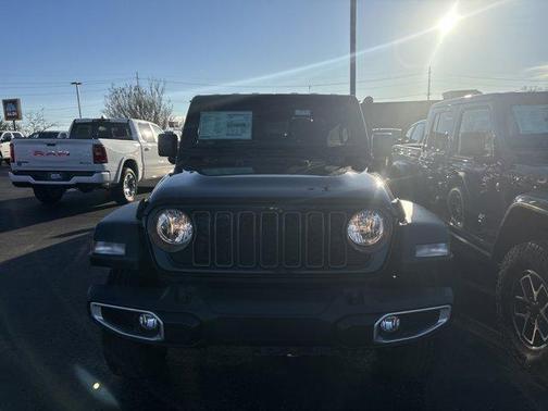 2026 Jeep Gladiator Sport