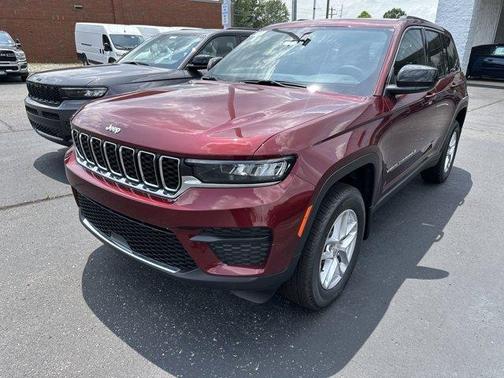 2025 Jeep Grand Cherokee Laredo X