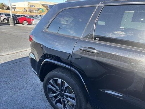 2020 Jeep Grand Cherokee Overland