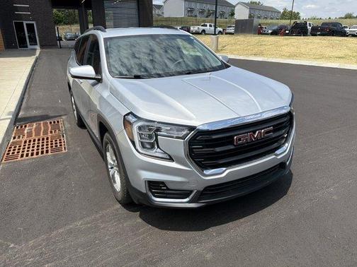 Quicksilver Metallic 2022 GMC Terrain SLE