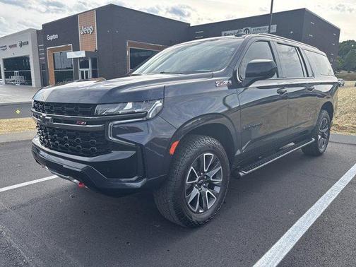 Dark Ash Metallic 2022 Chevrolet Suburban Z71