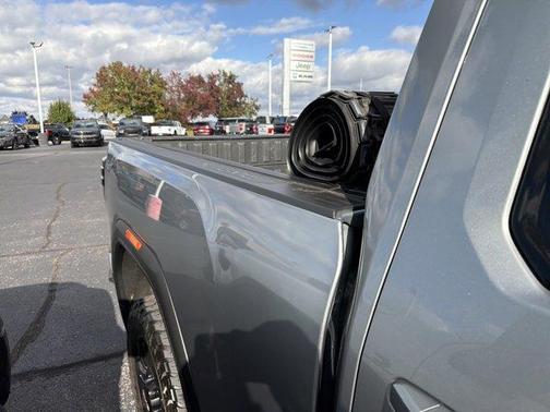 2024 GMC Sierra 2500 AT4