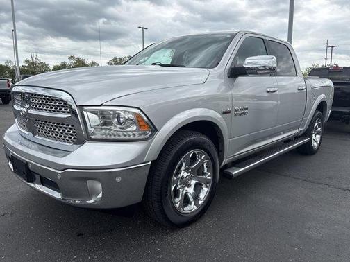 Bright Silver Clearcoat Metallic 2017 RAM 1500 Laramie