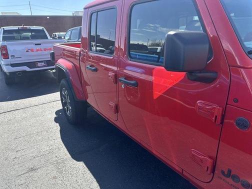 2025 Jeep Gladiator Sport