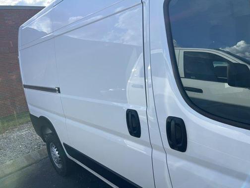 2026 RAM ProMaster 1500 Base