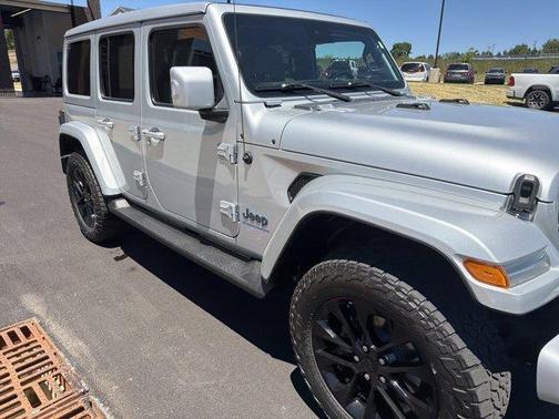 Silver Zynith Clearcoat 2023 Jeep Wrangler 4xe Sahara