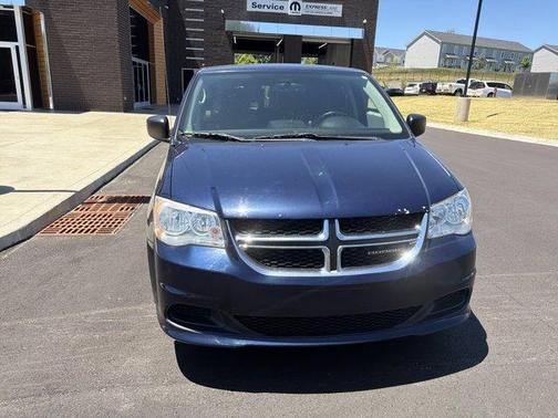 True Blue Pearlcoat 2016 Dodge Grand Caravan AVP/SE