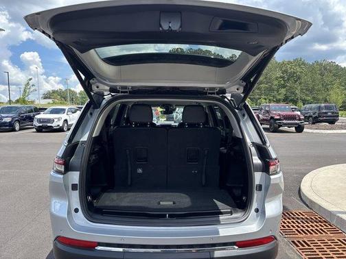 Silver Zynith 2022 Jeep Grand Cherokee L Limited
