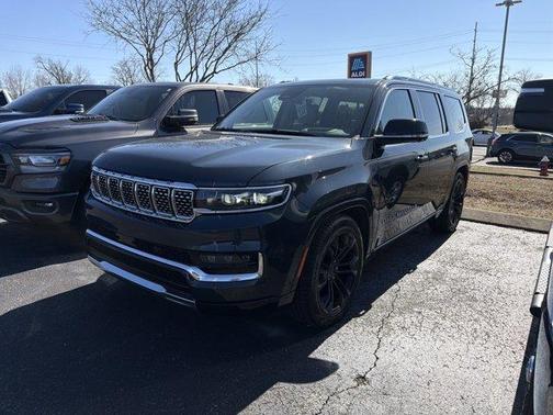 2023 Jeep Grand Wagoneer Base