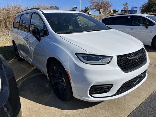 2026 Chrysler Pacifica Limited