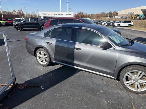 2014 Volkswagen Passat 2.0L TDI DSG SE w/Sunroof