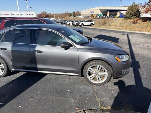 2014 Volkswagen Passat 2.0L TDI DSG SE w/Sunroof