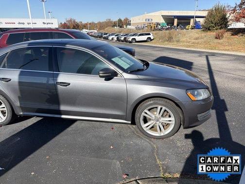 2014 Volkswagen Passat 2.0L TDI DSG SE w/Sunroof