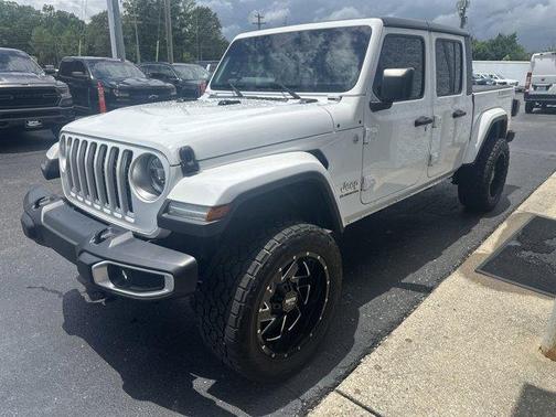 2020 Jeep Gladiator Overland
