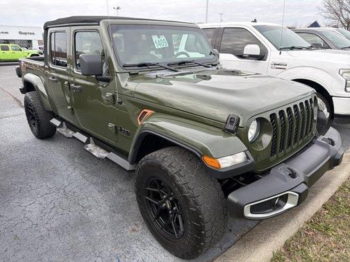 2021 Jeep Gladiator Sport